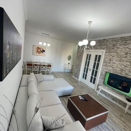 Tirana Center Apartment Buitenkant foto