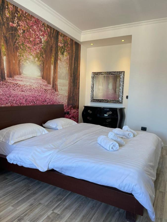 Tirana Center Apartment Buitenkant foto