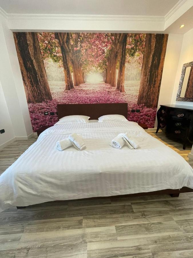 Tirana Center Apartment Buitenkant foto