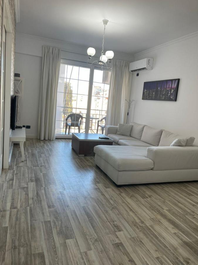 Tirana Center Apartment Buitenkant foto